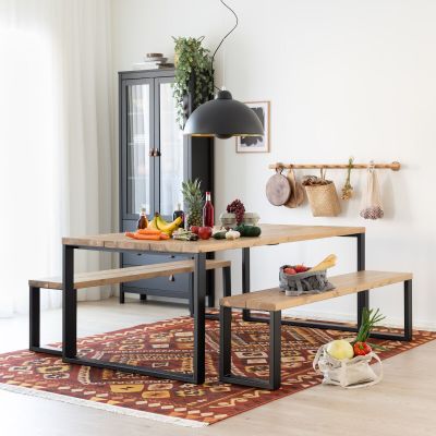 Veke Ruska ruokailuryhmä penkeillä 200x100 cm antiikkipetsattu harjattu mänty/musta