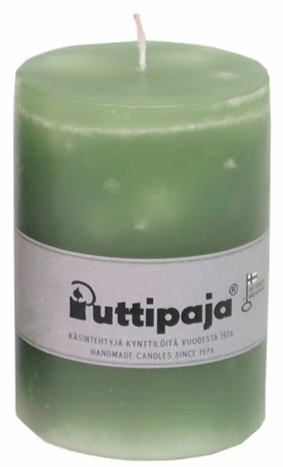 Puttipaja® Puttipaja läpivärjätty pöytäkynttilä 10 cm salvia | Alk. 9,95 €