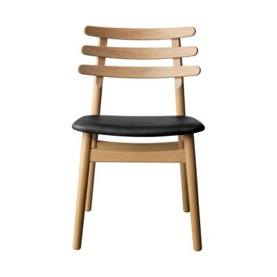 FDB Møbler J48 tuoli Oak nature lacquered-black leather | Alk. 604,00 €