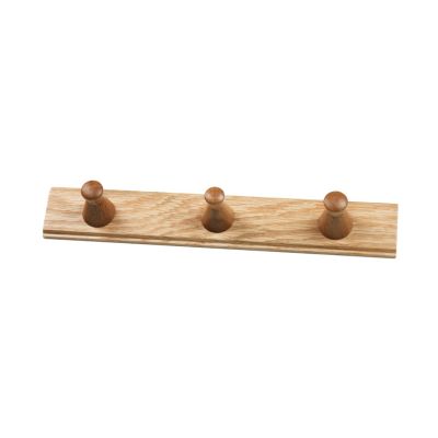 FDB Møbler Q3 Allé -naulakko, 3 koukkua Oak nature lacquered | Alk. 29,50 €