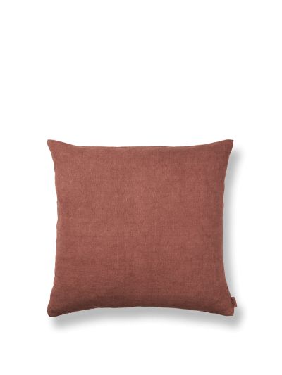 ferm LIVING Heavy tyynynpäällinen 50x50 cm Pellava Marjanpunainen | Alk. 39,00 €