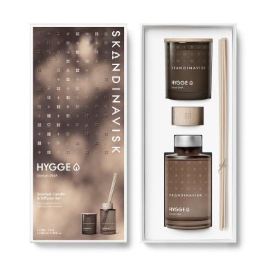 Skandinavisk HYGGE tuoksukynttilä & tuoksutikut 65 g + 100 ml | Alk. 55,00 €