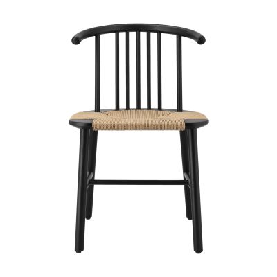 NJRD VIOR ruokapöydäntuoli punottu istuinosa Mustalakattu tammi-luonnonvärinen | Alk. 440,10 €