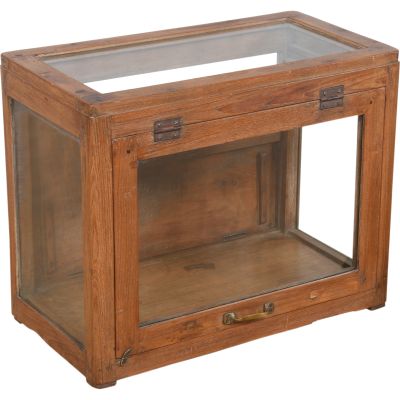 Pentik Vitriini | Alk. 275,00 €
