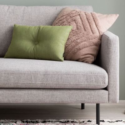 Veke Scandic Copenhagen 2-istuttava sohva vaaleanharmaa Verdon 482, mustat jalat