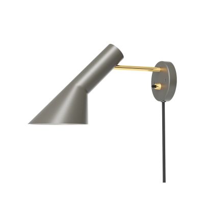 Louis Poulsen - AJ Seinävalaisin Brass/Warm Grey | Alk. 835,00 €