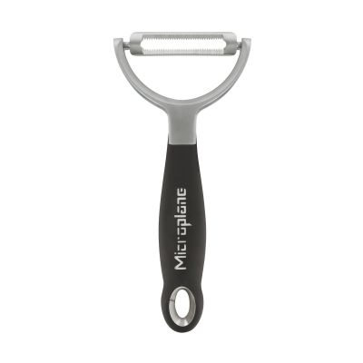 Microplane Ammattilainen Y-kuorija hammastettu 16,4 cm Musta | Alk. 22,00 €