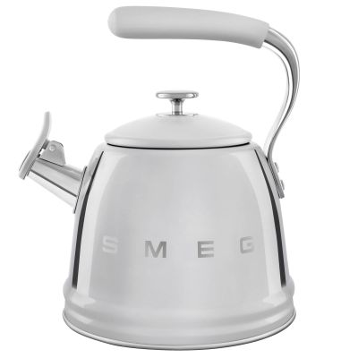 Smeg Viheltävä vedenkeitin 2,3 litraa, kromi | Alk. 125,00 €