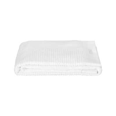 Zone Denmark Classic kylpypyyhe 70x140 cm Valkea | Alk. 18,32 €