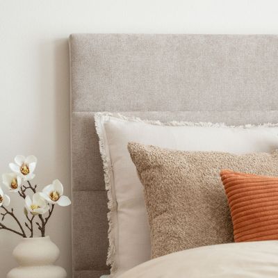 Unia Kulta sängynpääty 170x123 vaakatikkaus, kuvausmalli