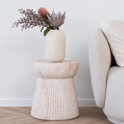 House Nordic Bonn muoto apupöytä Ø37 cm beige