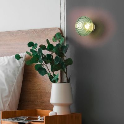 Trio Earl ladattava LED-seinävalaisin mattamessinki/vihreä | Alk. 40,90 €