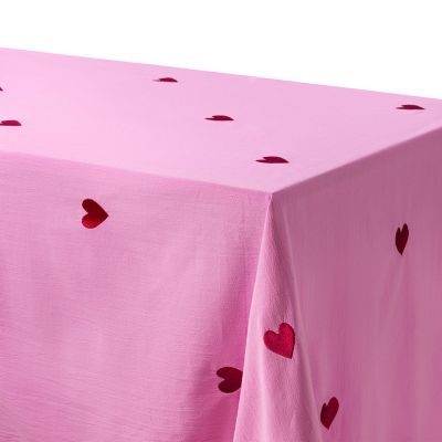 Midnatt pöytäliina Pink Hearts Rosa 180x145 cm | Alk. 75,00 €