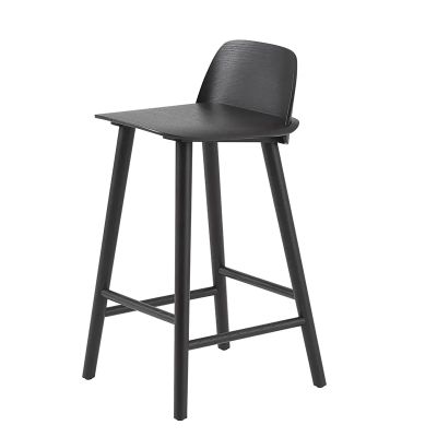 Muuto, Nerd baarituoli 65 cm - metallisen jalkatuen kanssa - Black | Alk. 618,00 €