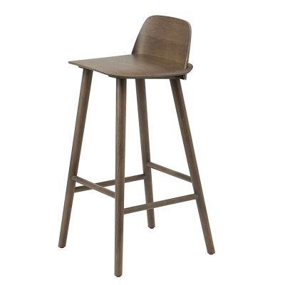 Muuto, Nerd baarituoli 75 cm - metallisen jalkatuen kanssa - Stained Dark Brown | Alk. 618,00 €