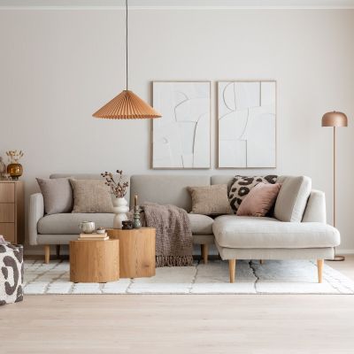 Veke Classic avokulmasohva oikea hiekka, Cinema 16, jalka J-138 tammi(kuvausmalli)