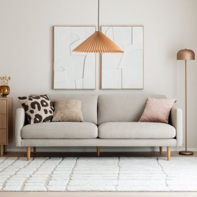 Veke Classic 3-istuttava sohva hiekka, Cinema 16, jalka J-138 tammi(kuvausmalli) | Alk. 1 950,00 €