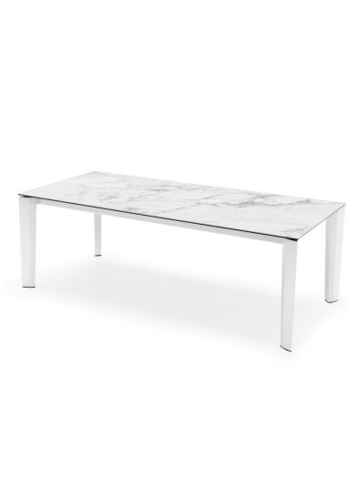 Calligaris Delta -jatkettava ruokapöytä | Alk. 4 366,00 €