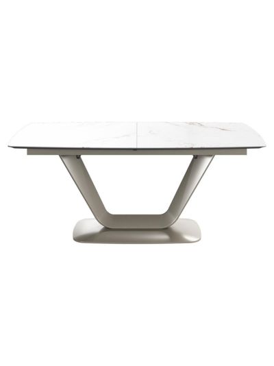BoConcept Alicante -jatkettava ruokapöytä | Alk. 4 699,00 €