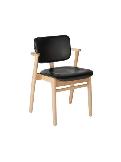 Artek Domus-tuoli | Alk. 1 300,00 €