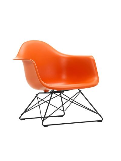 Vitra Eames lar re -tuoli | Alk. 585,00 €