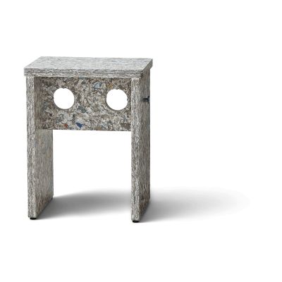 Form & Refine Remake jakkara 35x45 cm Harmaa | Alk. 229,00 €
