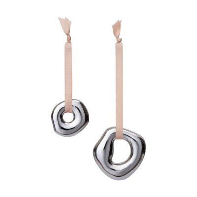 Ferm Living Orrith koriste-riipus 2 osaa Hopea | Alk. 29,00 €