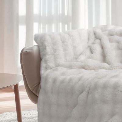 Fanni K Aava torkkupeitto 127x152 cm valkoinen | Alk. 44,95 €