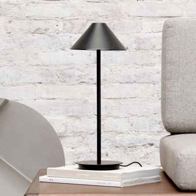 Louis Poulsen - Keglen 175 Pöytävalaisin Base 3000K Black | Alk. 465,00 €