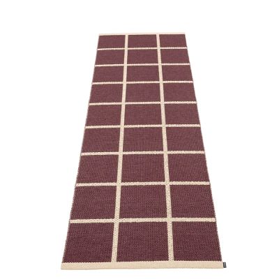 Pappelina, Kudottu Matto Criss Burgundy 70x225 cm | Alk. 221,00 €