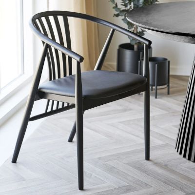 House Nordic Agustin ruokapöydän tuoli musta, musta PU HN1219