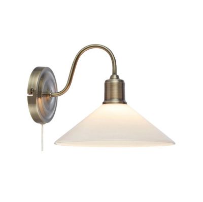 Markslöjd - Vela Seinävalaisin Antique Brass/Shiny White | Alk. 60,00 €