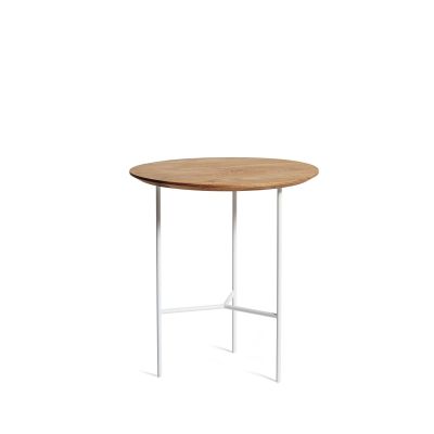 Mavis Tribeca sivupöytä tammiöljy rustiikki, valkoiset jalat, ø47 cm | Alk. 415,65 €