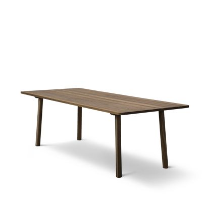 Fredericia Furniture Taro 6106 ruokapöytä Savustettu tammi, 220x93,5 cm | Alk. 5 809,90 €