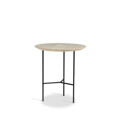 Mavis Tribeca sivupöytä saippuoitu tammi rustik, mustat jalat, ø47 cm | Alk. 415,65 €