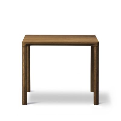 Fredericia Furniture Piloti 6705 sivupöytä Savustettu tammi korkeus 35 cm | Alk. 560,00 €