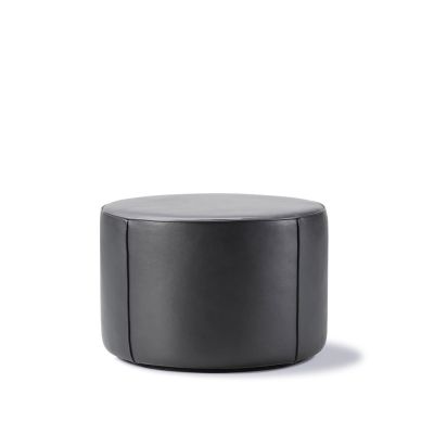 Fredericia Furniture Mono istuinrahi Nahkainen omni 301 black-Ø55 cm | Alk. 1 050,55 €