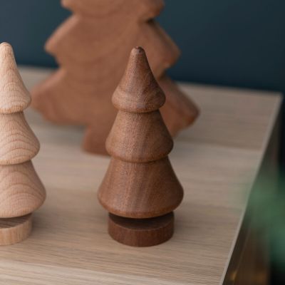 Winteria koristekuusi puinen 13,5 cm ruskea