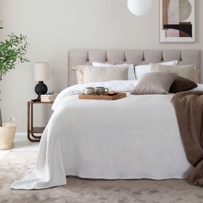 Veke Punos päiväpeitto 210x260 cm vaalea hiekka