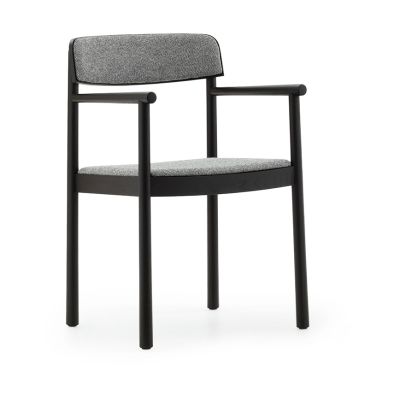 Normann Copenhagen Timb käsinojatuoli Black ash Hallingdal 166 | Alk. 535,00 €