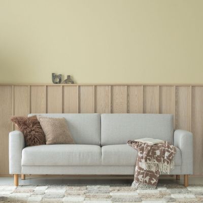 Veke Joki 3-istuttava sohva hiekka Hygge 10, tammijalat, kuvausmalli