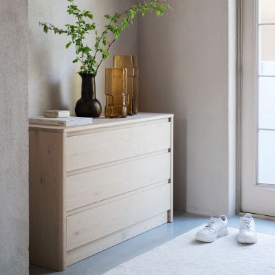 Rowico Home Melstone lipasto 110x45x70 cm valkopesty tammi