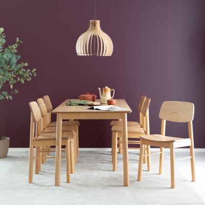 Veke Tovi 6-hengen ruokailuryhmä lakattu tammi, kuvausmalli