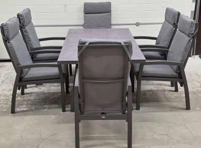 Ei brändiä AH-S01 pöytä ja 6 tuolia 160x97 musta, kuvausmalli