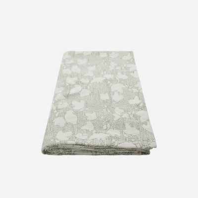 House Doctor - HDMori päiväpeite, valkoinen/khaki, 220 x 140 cm