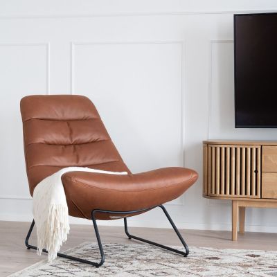 Veke Mesi nojatuoli konjakki Kentucky 9, mustat jalat, asiakaspalautus