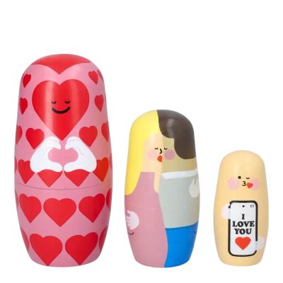 Spring Copenhagen - Babushka Love Expressions Puufiguuri 3 kpl Kirsikkapuu