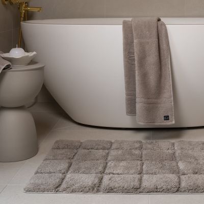 Fanni K Mateo kylpyhuonematto 50x80 cm hiekka