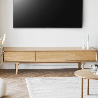 Veke Jarvis tv-taso 180x45 cm tammi