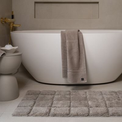 Fanni K Mateo kylpyhuonematto 60x110 cm hiekka